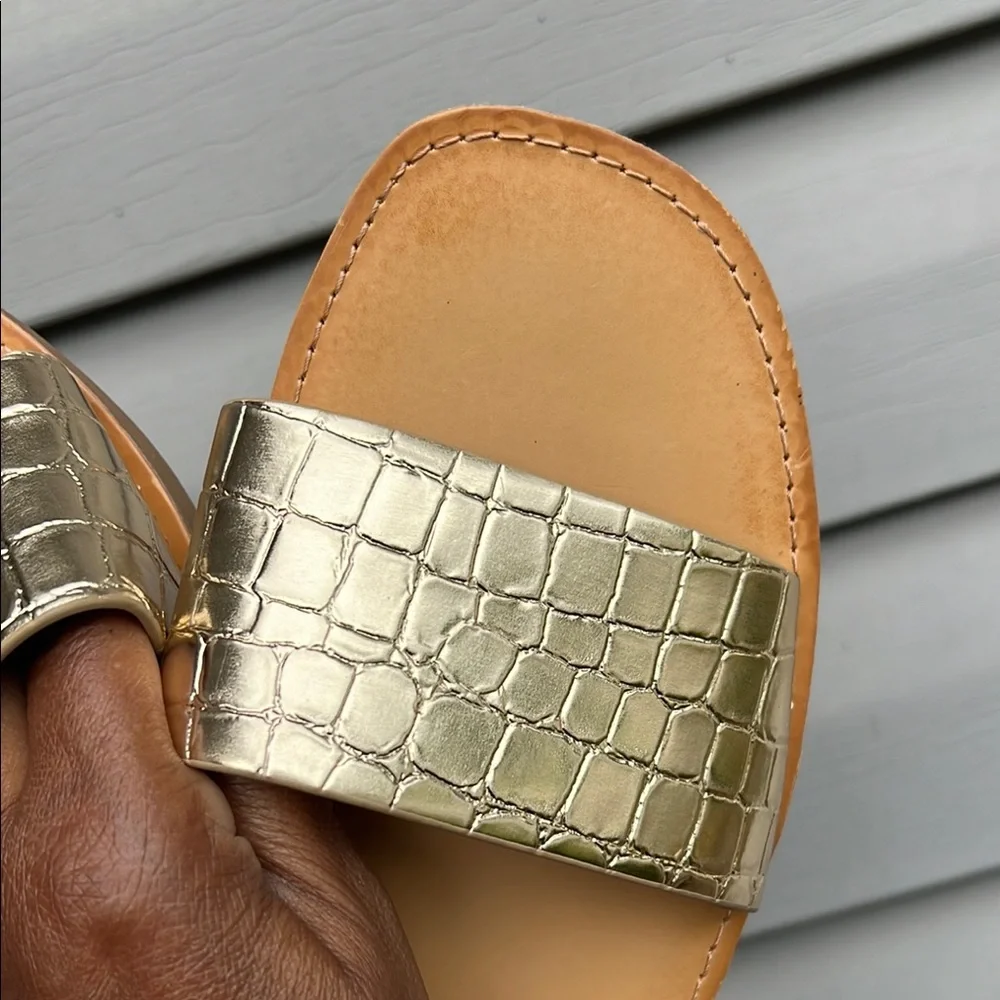 Soda | Metallic Gold Flat Slide Sandals Size 10
